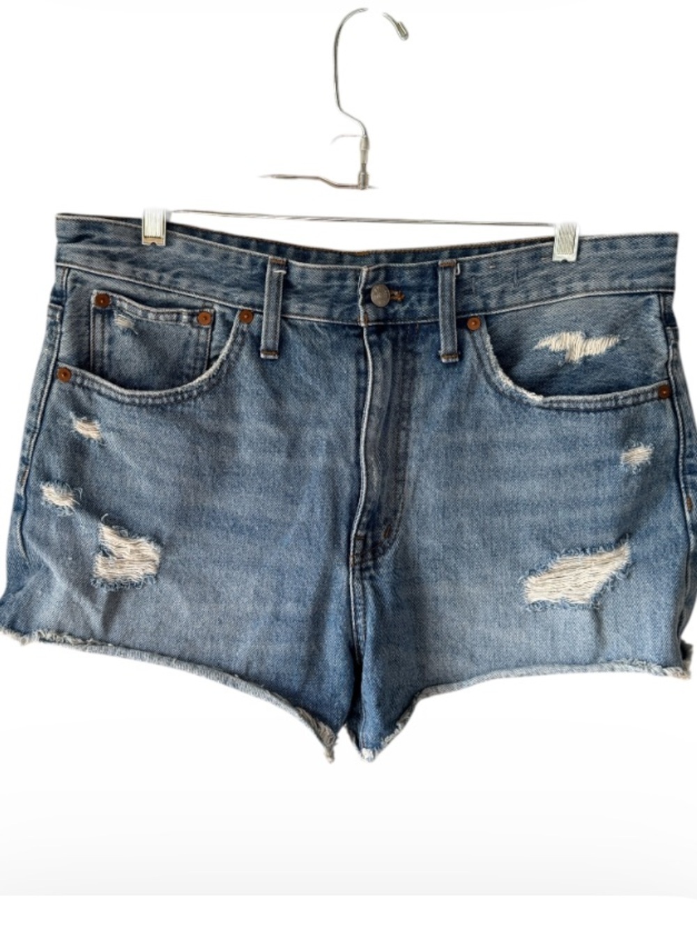 Madewell jean shorts Blue denim Distressed Denim frayed relaxed 29 like new